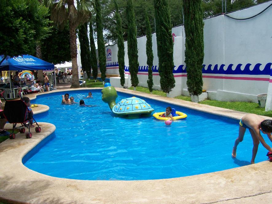 Hotel Splash Inn Silao Exterior foto