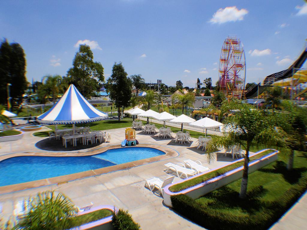 Hotel Splash Inn Silao Exterior foto