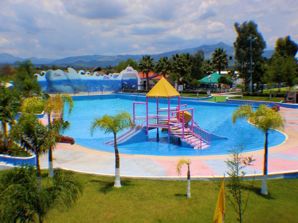 Hotel Splash Inn Silao Exterior foto
